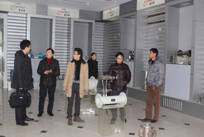 2011年12月份森田化工領(lǐng)導(dǎo)蒞臨富沃得工廠考察交流